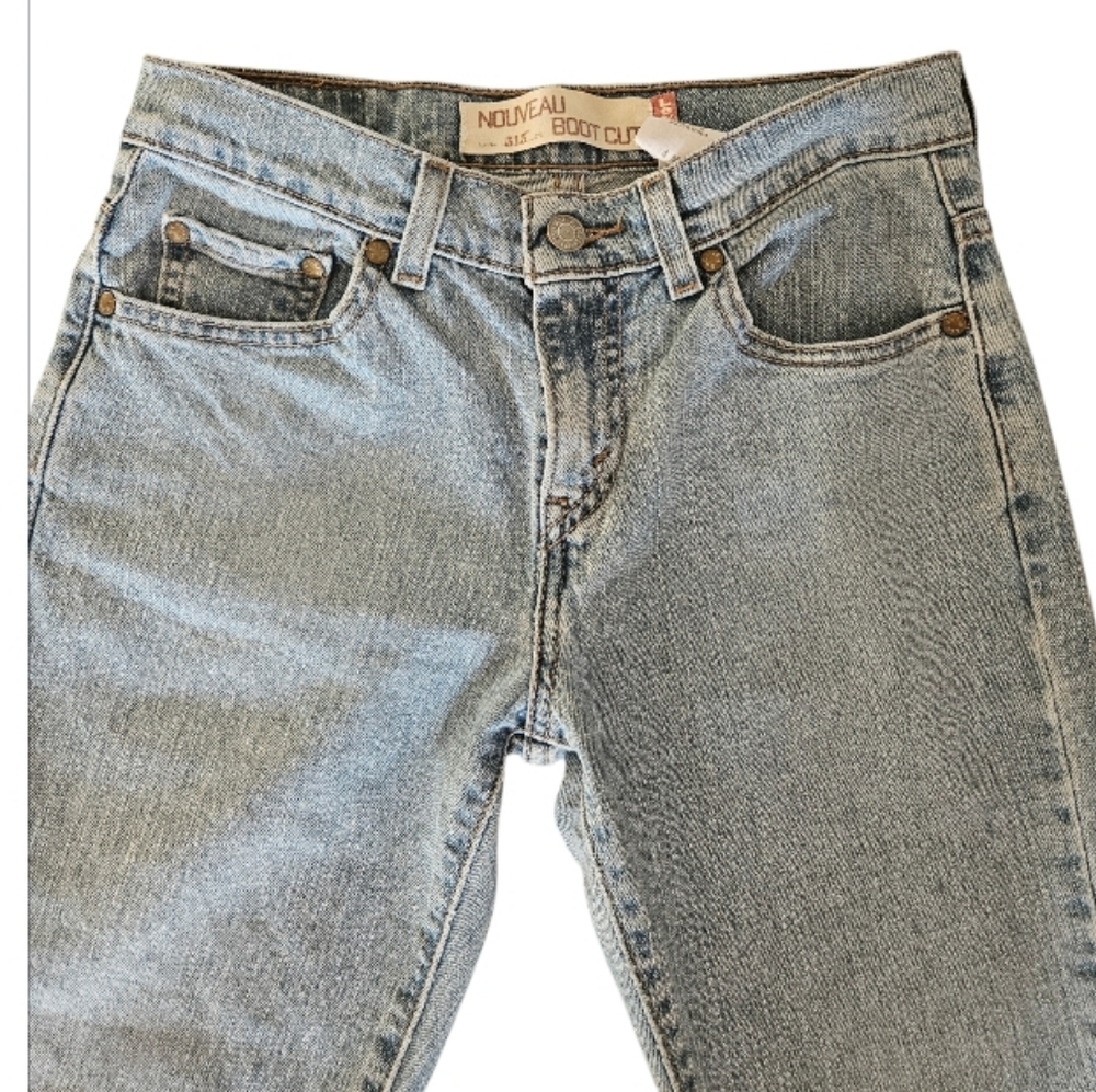 Levi Strauss bootcut 515 jeans  size 4M